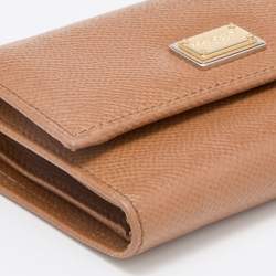 Pre Owned Dolce & Gabbana Beige Leather Trifold Wallet