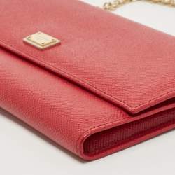 Pre Owned Dolce & Gabbana Red Leather Wallet On Chain
