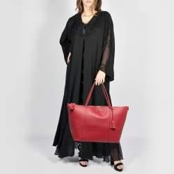 Pre Owned Dolce & Gabbana Red Leather Miss Escape Zip Tote