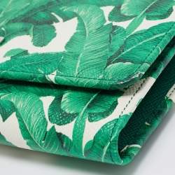 مملوكة مسبقًا Dolce & Gabbana Green/White Printed Leather Miss Sicily Von Wallet on Chain
