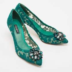 مملوكة مسبقًا Dolce & Gabbana Green Lace Bellucci Jeweled Embellishment Pumps Size 37