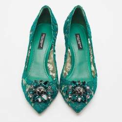 مملوكة مسبقًا Dolce & Gabbana Green Lace Bellucci Jeweled Embellishment Pumps Size 37
