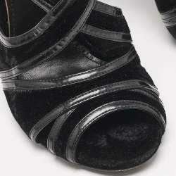 مملوكة مسبقًا صندل دولتشي آند غابانا جلد أسود ومخملي بأصابع مفتوحة ومفرغة مقاس 40