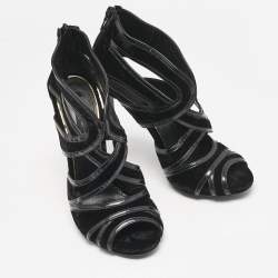 مملوكة مسبقًا صندل دولتشي آند غابانا جلد أسود ومخملي بأصابع مفتوحة ومفرغة مقاس 40