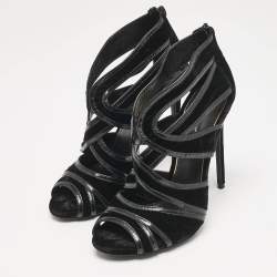 مملوكة مسبقًا صندل دولتشي آند غابانا جلد أسود ومخملي بأصابع مفتوحة ومفرغة مقاس 40