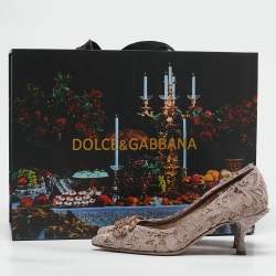 Pre Owned Dolce & Gabbana Lilac Lace Brooch Detail Rainbow Pumps Size 36