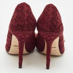 مملوكة مسبقًا Dolce & Gabbana Burgundy Lace Jewel Embellished Pumps Size 40