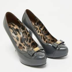 Pre Owned Dolce & Gabbana Grey Patent Leather Bow Platform  Pumps Size 39
