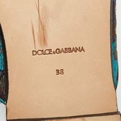 Pre Owned صندل دولتشي أند غابانا مسطح مزين بالكريستال قماش بروكيد أزرق/بني مقاس 38