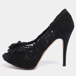 مملوكة مسبقًا Dolce & Gabbana Black Lace Flower Lace Embellished Platform Pumps Size 38