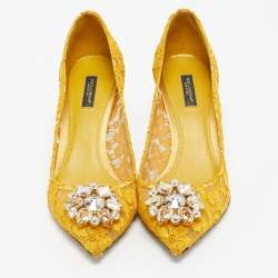 مملوكة مسبقًا Dolce & Gabbana Yellow Lace and Mesh Bellucci Crystal Embellished Pointed Toe Pumps Size 40