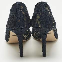 Pre Owned حذاء كعب عالي دولتشي أند غابانا بلوشي مقدمة مدببة مزخرف كريستال دانتيل أزرق كحلي مقاس 37.5