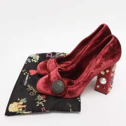 Pre Owned Dolce & Gabbana Red Velvet Jackie Embellished Block Heel Pumps Size 39