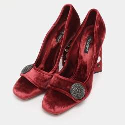Pre Owned Dolce & Gabbana Red Velvet Jackie Embellished Block Heel Pumps Size 39