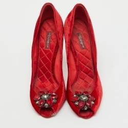 Pre Owned Dolce & Gabbana Red Velvet Taormina Crystal Embellished Peep Toe Pumps Size 38