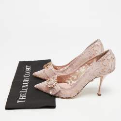 مملوكة مسبقًا Dolce & Gabbana Lilac Size 39 Pink Lace and Satin Pumps