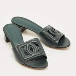 مملوكة مسبقًا Dolce & Gabbana DG Logo Cut-Out Size 38 Green Leather Slide Sandals