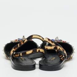 مملوكة مسبقًا Dolce & Gabbana Size 38 Brown Leopard Print Calf Hair Studded Ankle Strap Flats