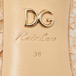 مملوكة مسبقًا Dolce & Gabbana DG Amore Size 38 Beige Lace Pointed Toe Pumps