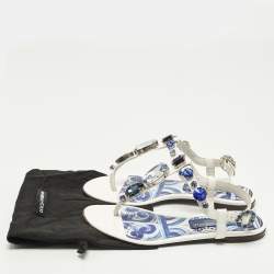 مملوكة مسبقًا Dolce & Gabbana Size 38 Multicolor Patent Leather Crystals Embellished Thong Flats