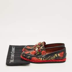 مملوكة مسبقًا حذاء لوفرز دولتشي أند غابانا قماش بروكيد وجلد مزين بالكريستال متعدد الألوان مقاس 40