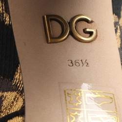 مملوكة مسبقًا Dolce & Gabbana DG Logo Size 36.5 Gold/Black Brocade Fabric and Patent Leather Pumps