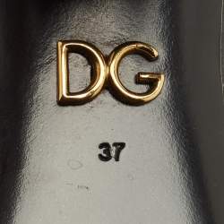 Pre Owned Dolce & Gabbana Baroque Size 37 Black Leather Slide Sandals