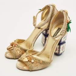 Pre Owned Dolce & Gabbana Size 39 Gold Velvet Pearls and Flower Embellished Ankle Strap Sandals