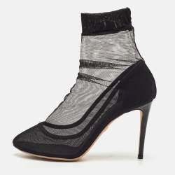 مملوكة مسبقًا حذاء بوت شبكي أسود مع جوارب بفيونكة تول مطاطية دولتشي أند غابانا مقاس 39