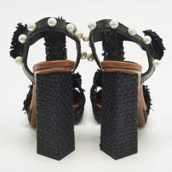 مملوكة مسبقًا Dolce & Gabbana Size 36 Black Leather and Raffia Faux Pearls T Strap Sandals