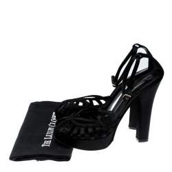 Pre Owned حذاء كعب عالي دولتشي أند غابانا نلع سميك سير كاحل ساتان أسود مقاس 40