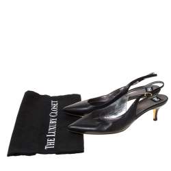 مملوكة مسبقًا  حذاء كعب عالي دولتشي أند غابانا بمقدمة مدببة وحزام خلفي جلد أسود مقاس 38.5