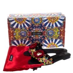 مملوكة مسبقًا صندل فلات دولتشي أند غابانا مزخرف بوم بوم و مرآة جلد أسود مقاس 35