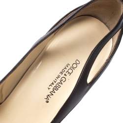 Dolce & Gabbana Brown/Cream Python And Leather Cutout Pointed Toe Pumps Size 38.5