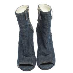 Pre Owned حذاء بوت كاحل دولتشي أند غابانا بمقدمة مفتوحة دنيم ممزق أزرق مقاس 37