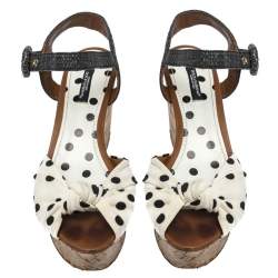 Pre Owned صندل دولتشي أند غابانا كعب روكي فليني رافيا و قماش مطبوع نقشة بولكا دوت رصاصي و أبيض مقاس 37