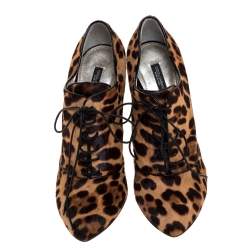 Pre Owned حذاء بوت دولتشي أند غابانا رباط علوي و كعب سميك شعر حصان بيج و بني مقاس 40