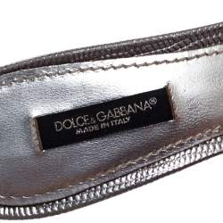 Pre Owned حذاء دولتشي آند غابانا كعب سميك ​​جلد فضي منقوش نقشة سحلية مقاس 37