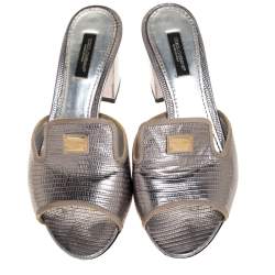 Pre Owned حذاء دولتشي آند غابانا كعب سميك ​​جلد فضي منقوش نقشة سحلية مقاس 37