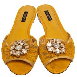 Pre Owned Dolce & Gabbana Mustard Lace Crystal Embellished Flat Slides Size 38