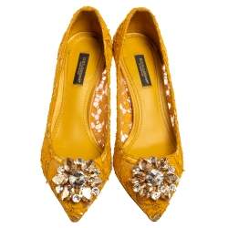Pre Owned Dolce & Gabbana Yellow Lace Crystal Embellished Pumps Size 37