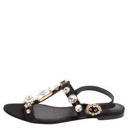 Pre Owned صندل إصبع فلات دولتشي آند غابانا قماش وشبك أسود بزخارف كريستال مقاس 39.5