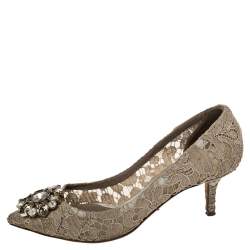 Pre Owned Dolce & Gabbana Beige Lace Bellucci Crystal Embellished Pumps Size 37