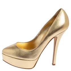 Pre Owned Dolce & Gabbana Gold Leather Platform Pumps Size 37.5
