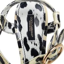 مملوكة مسبقًا Dolce & Gabbana Cream/Black Patent Leather Leopard Print Ankle Strap Platform Sandals Size 40