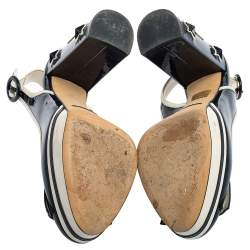 مملوكة مسبقًا Dolce & Gabbana Navy Blue/White Patent Leather Nautical Slingback Pumps Size 37