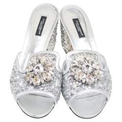 مملوكة مسبقًا صندل سلايد دولتش ي أند غابانا حافة جلد وترتر فضي مزخرف كريستال كعب سميك مقاس 37