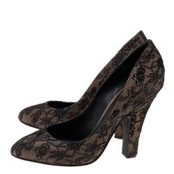 Pre Owned Dolce & Gabbana Black/Brown Lace And Stain Pumps Size 38