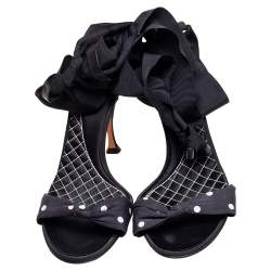 مملوكة مسبقًا Dolce & Gabbana Navy Blue/Black Polka Dot Knotted Fabric Ankle-Wrap Sandals Size 40.5