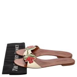 Dolce & Gabbana Off-White Patent Leather Flower Flat Sandals Size 40.5